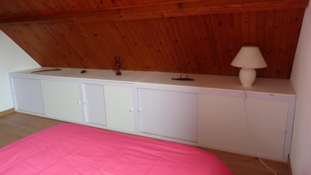 Maison De Vacances Pour 6 Personnes Avec Piscine Lainsecq Eksteriør billede