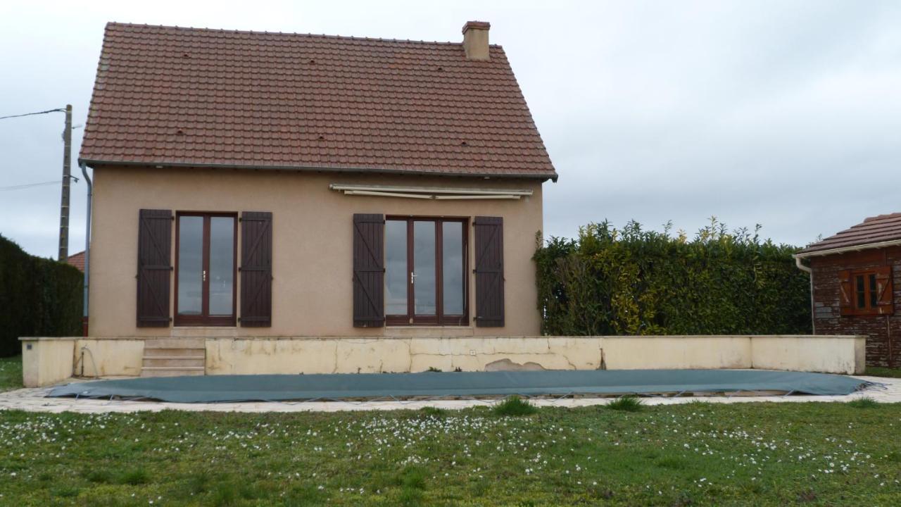 Maison De Vacances Pour 6 Personnes Avec Piscine Lainsecq Eksteriør billede